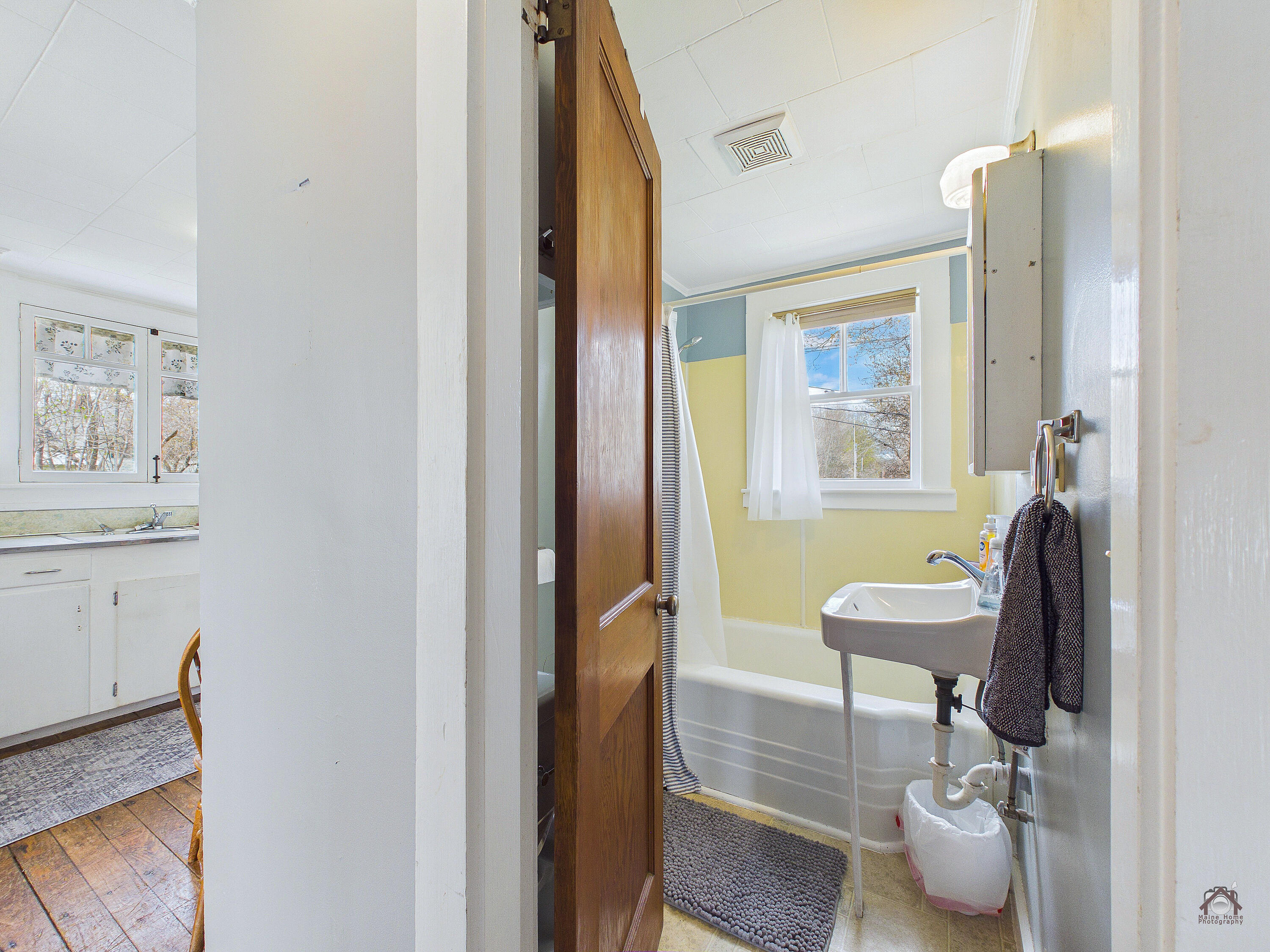27 Water Street Orono ME 04473