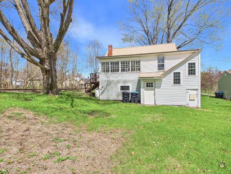 27 Water Street Orono ME 04473