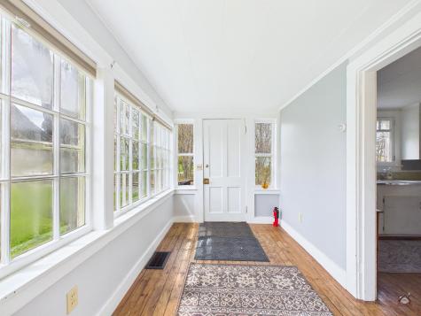 27 Water Street Orono ME 04473