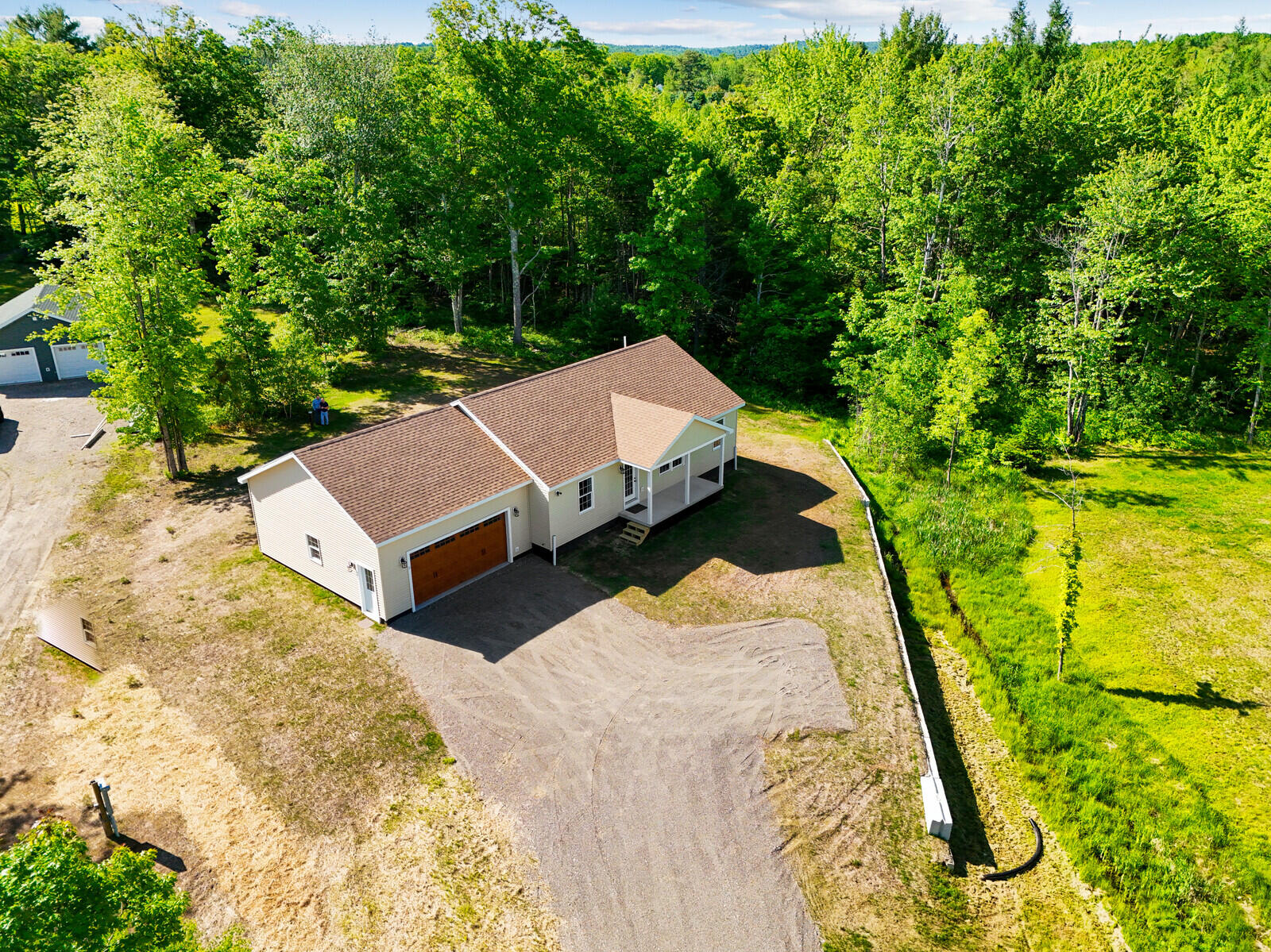 11 Chestnut Street Unity ME 04988