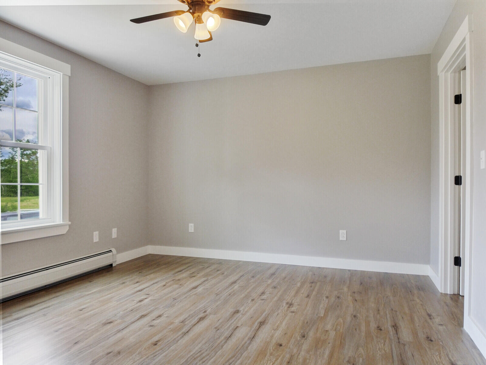 11 Chestnut Street Unity ME 04988