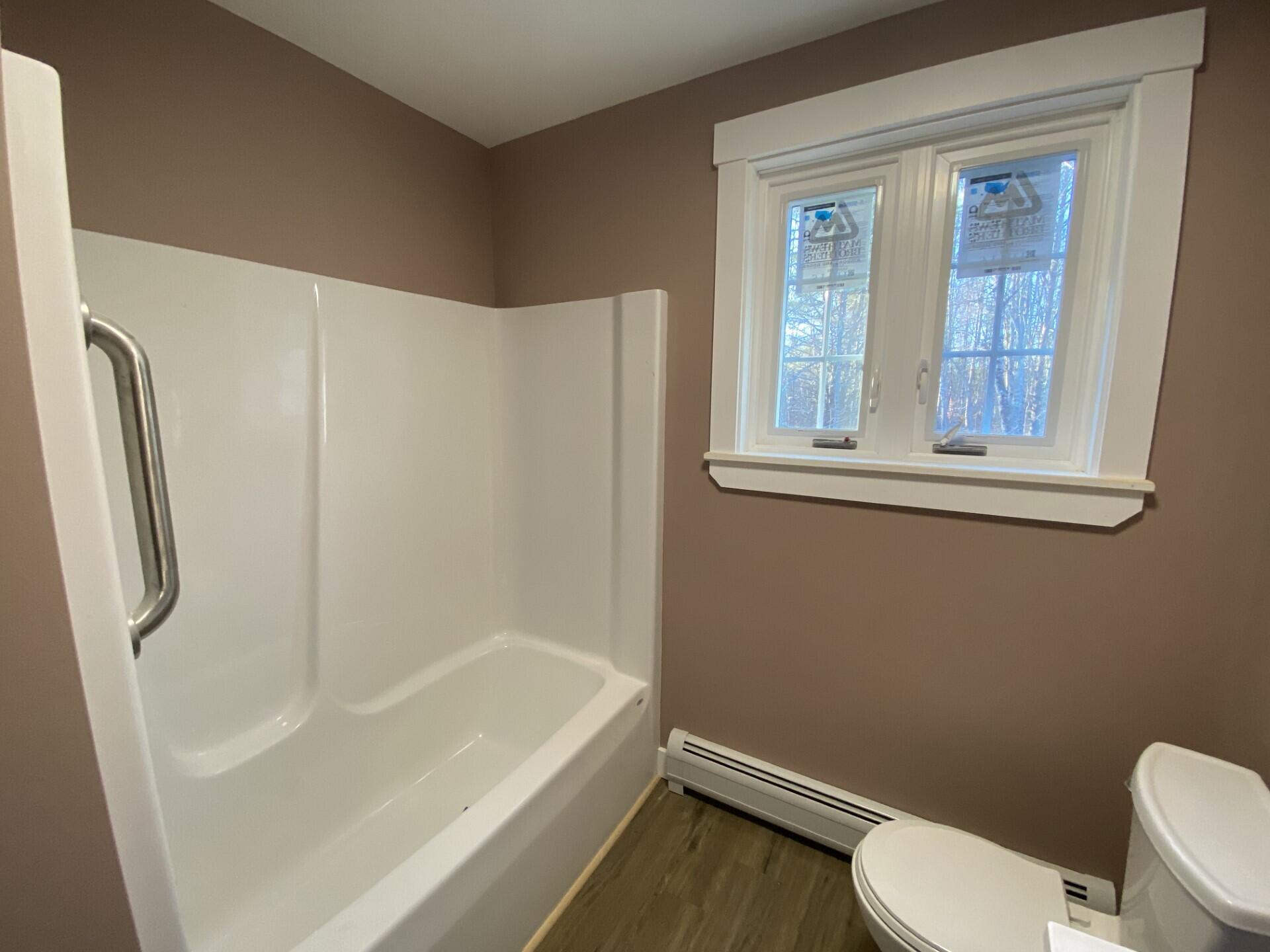 11 Chestnut Street Unity ME 04988