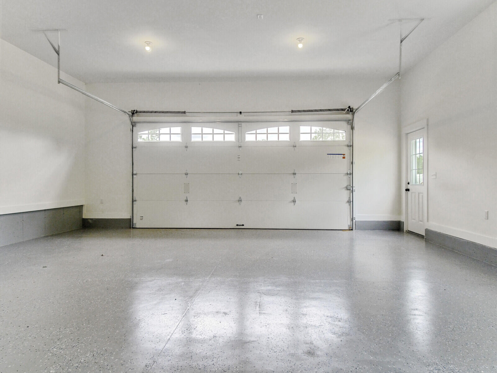 11 Chestnut Street Unity ME 04988