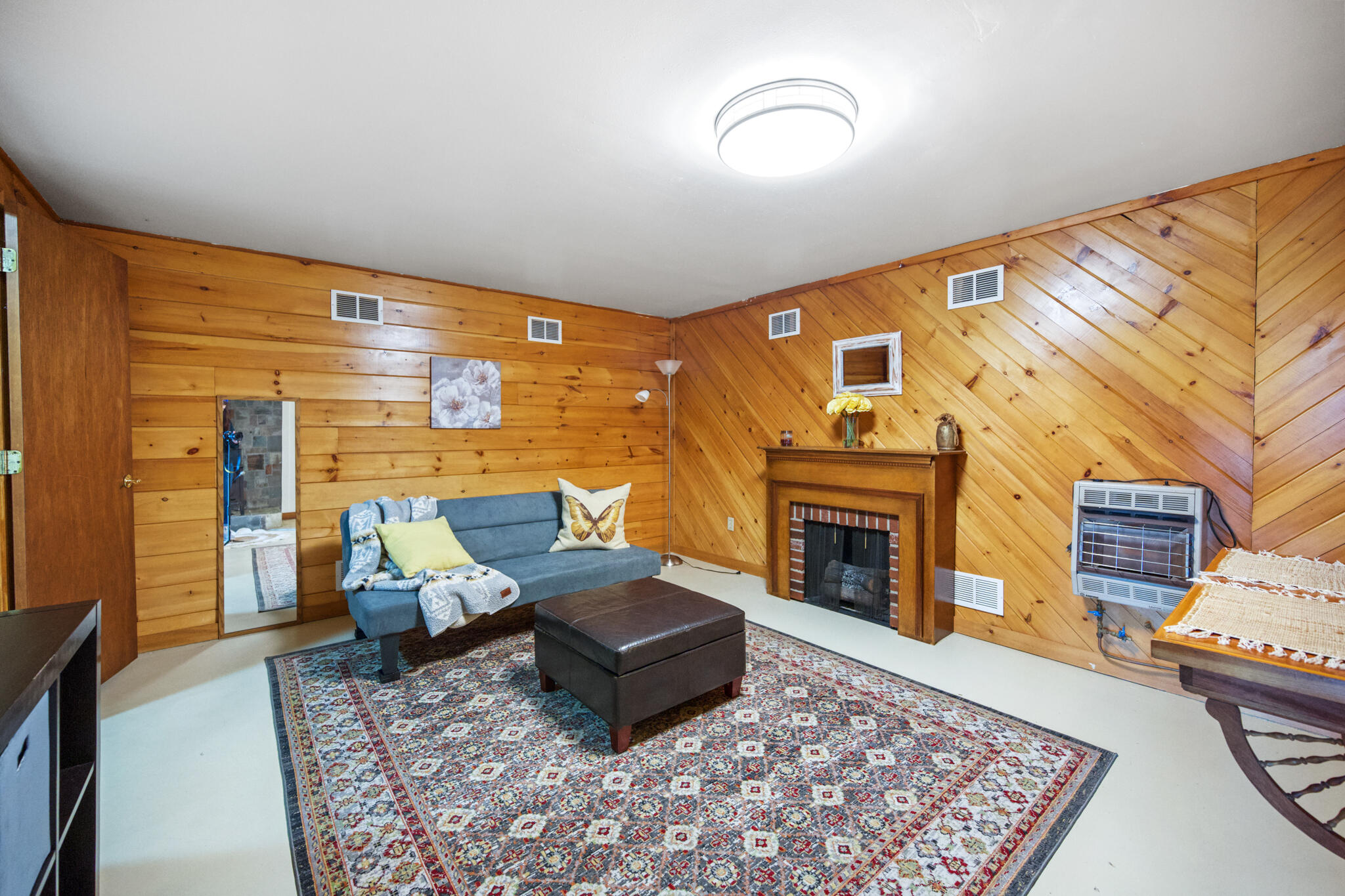 293 Ellsworth Road Aurora ME 04408