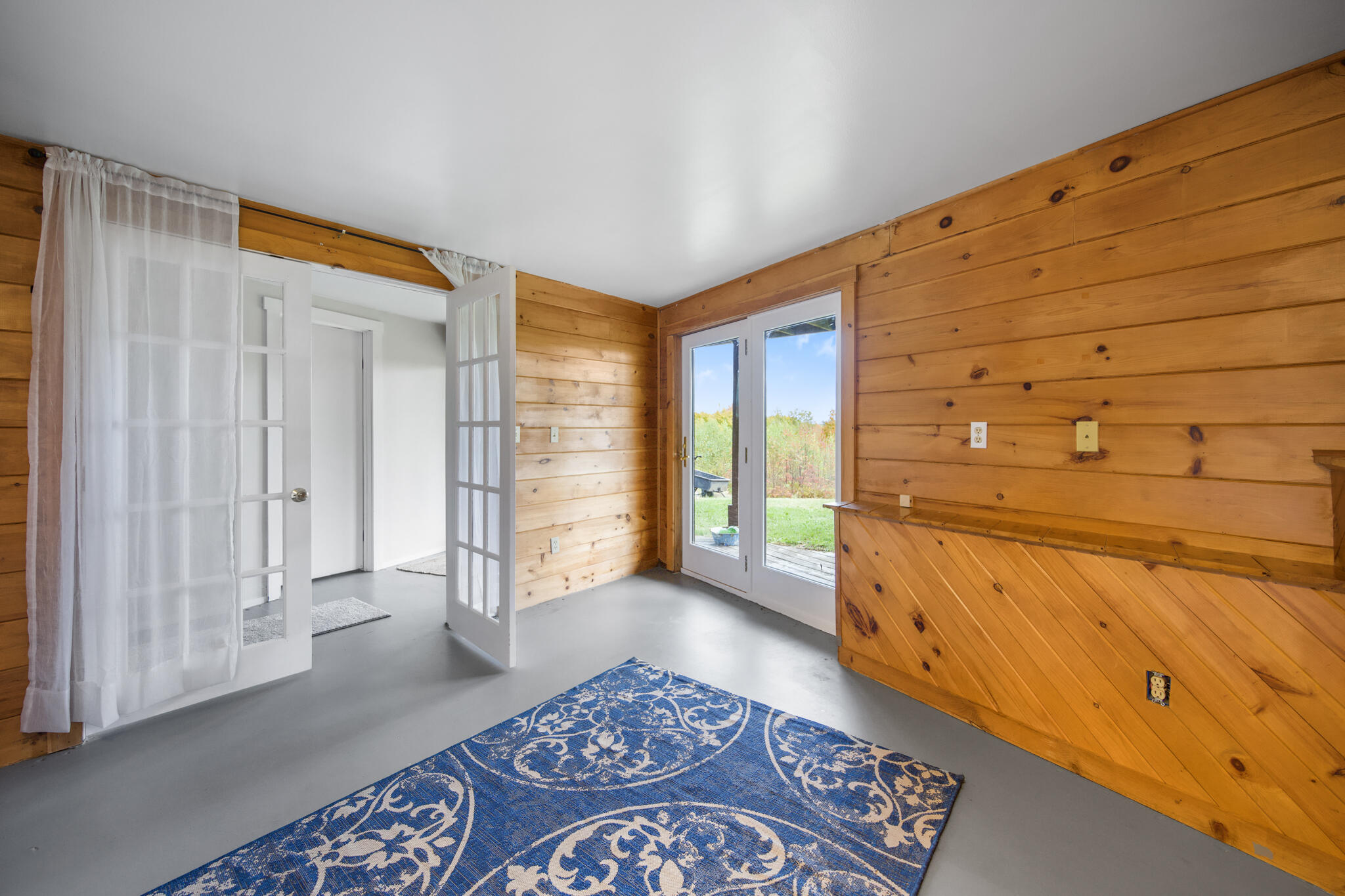 293 Ellsworth Road Aurora ME 04408