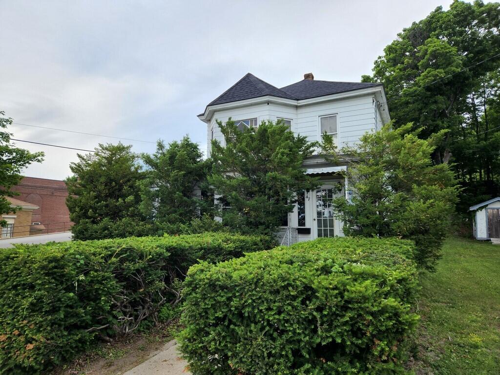 47 Main Street East Millinocket Maine Real Estate Listing MLS 1536255