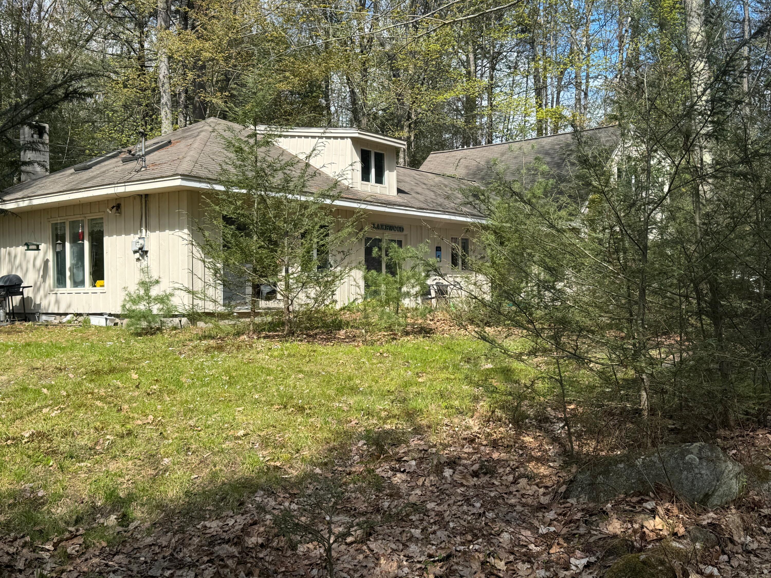 3 Glidden Road Standish ME 04084