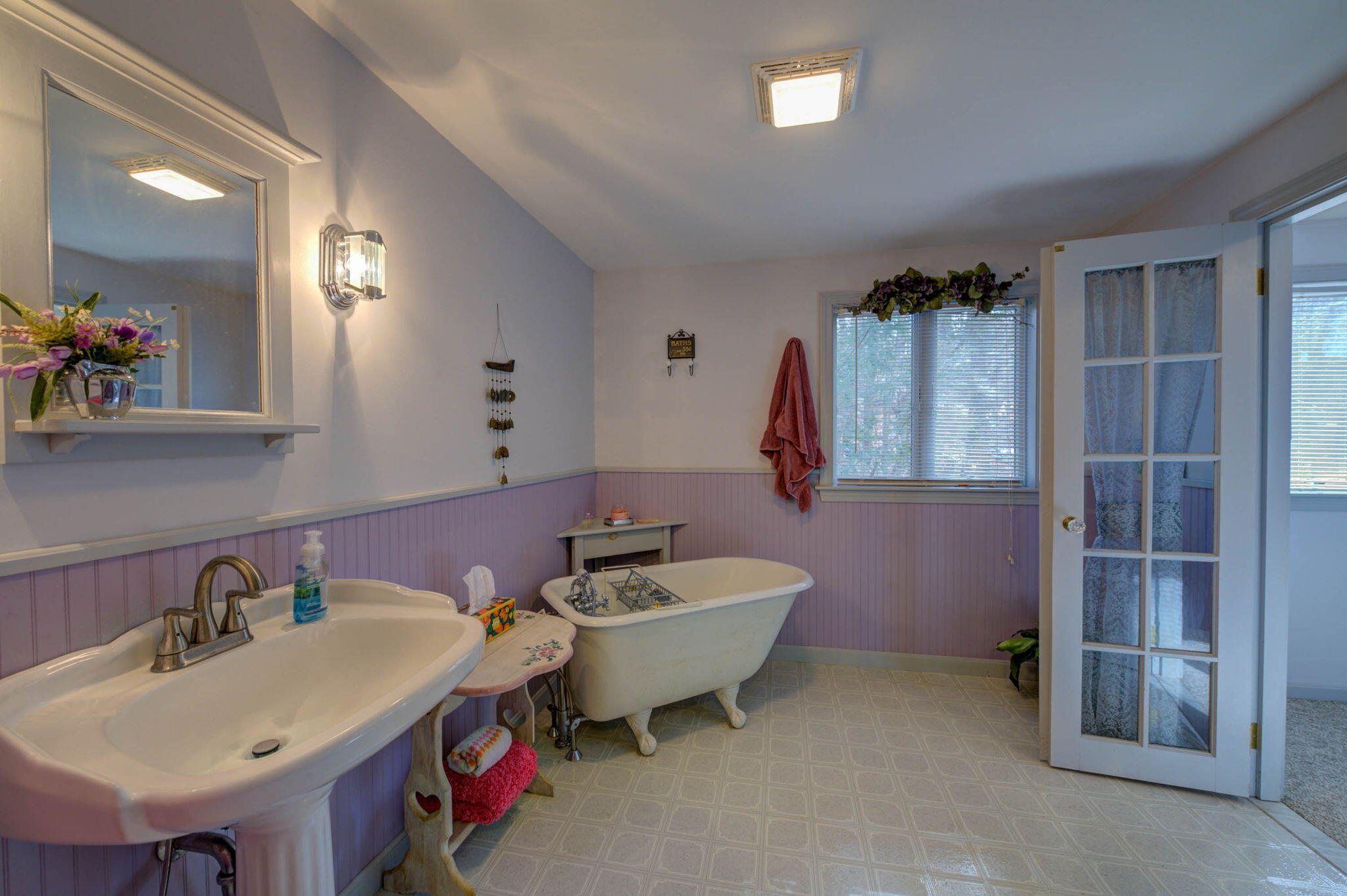 3 Glidden Road Standish ME 04084