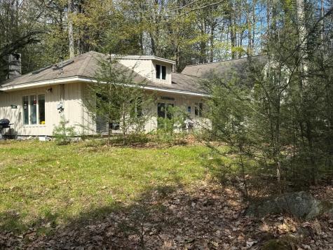 3 Glidden Road Standish ME 04084