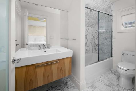 113 Bald Head Cliff Road York ME 03902