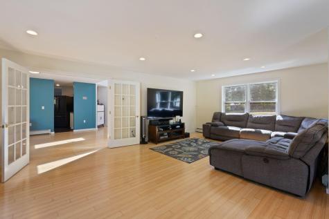 67 Field Road Falmouth ME 04105