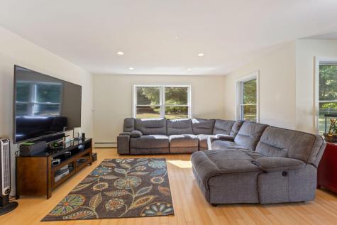 67 Field Road Falmouth ME 04105