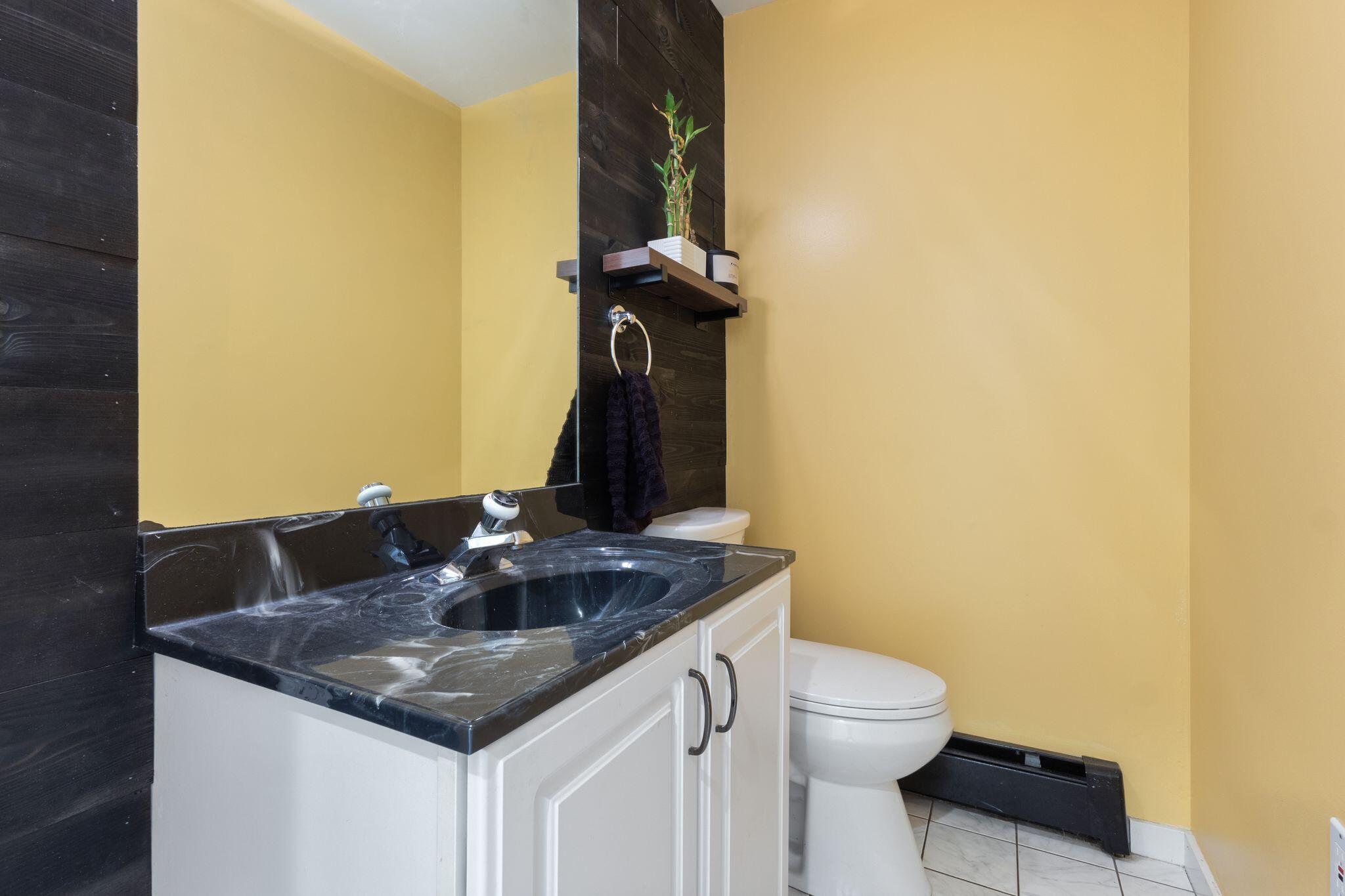 67 Field Road Falmouth ME 04105