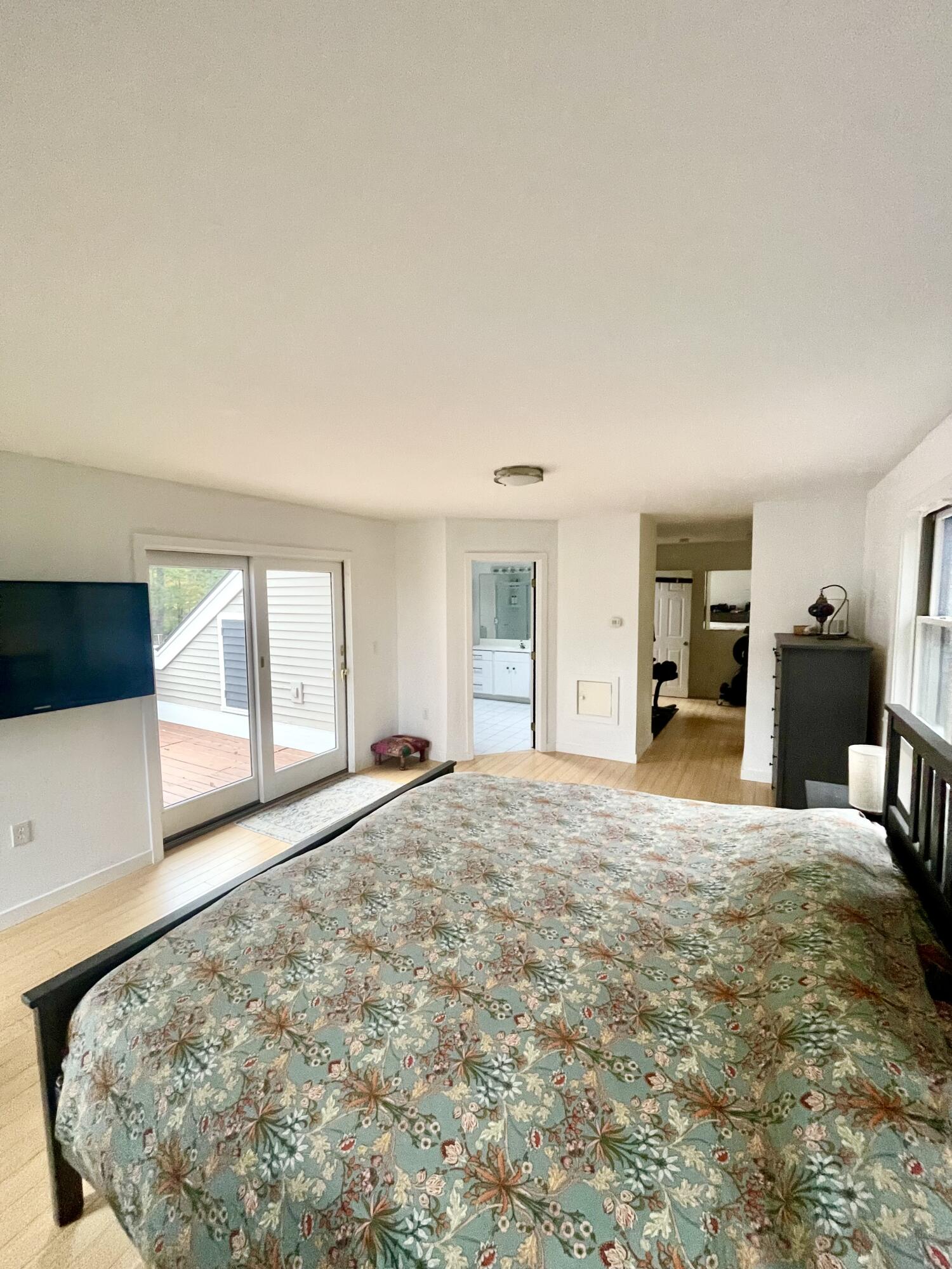 67 Field Road Falmouth ME 04105