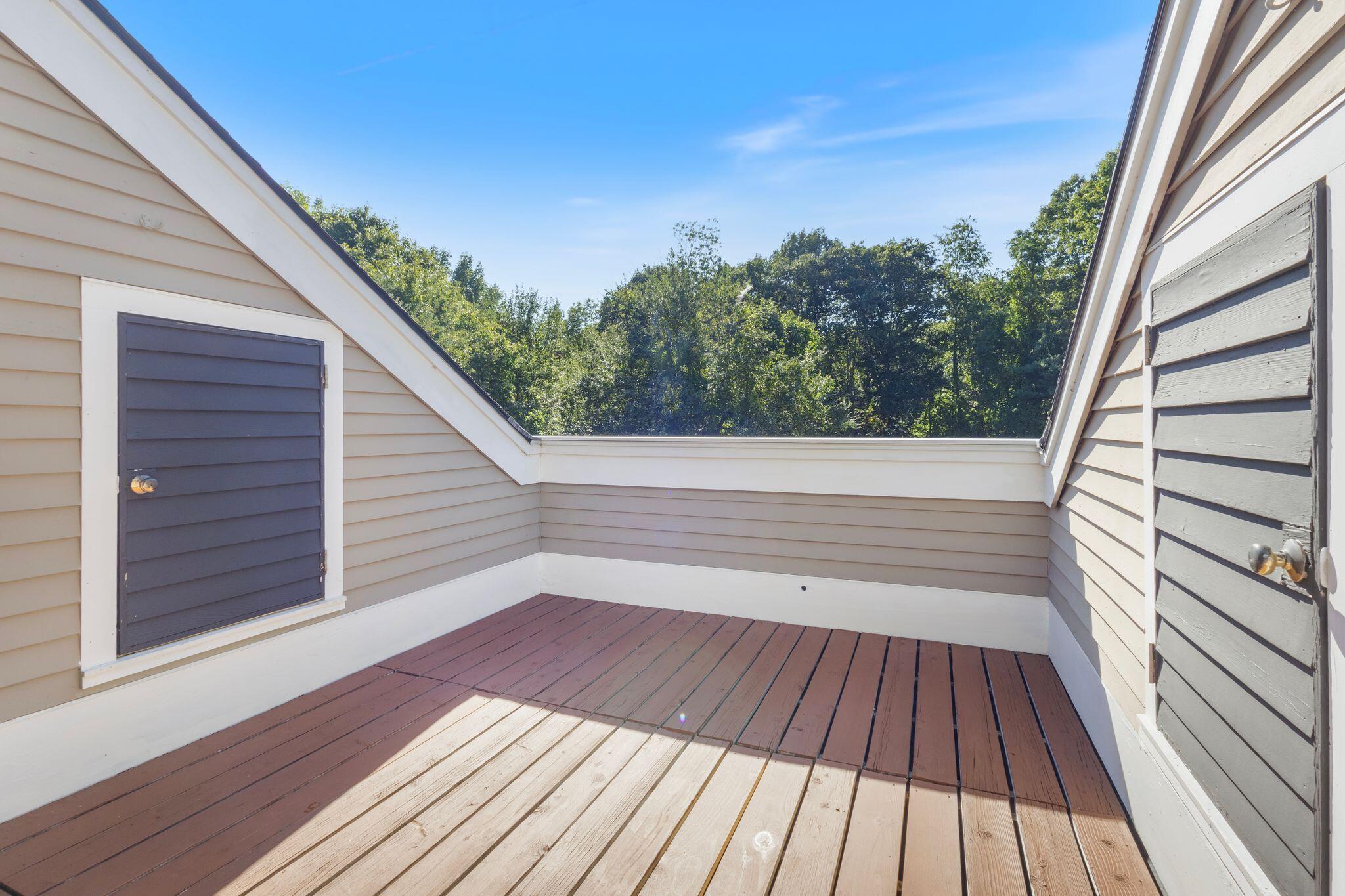 67 Field Road Falmouth ME 04105