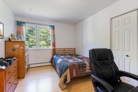 67 Field Road Falmouth ME 04105