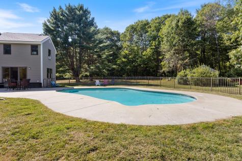 67 Field Road Falmouth ME 04105