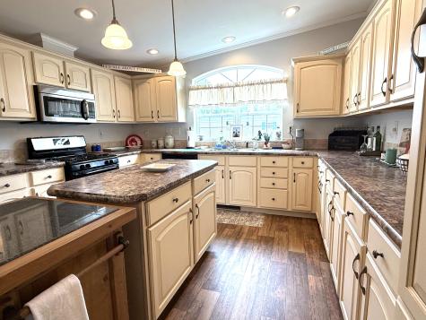 87 Anna Robert Circle Wells ME 04090