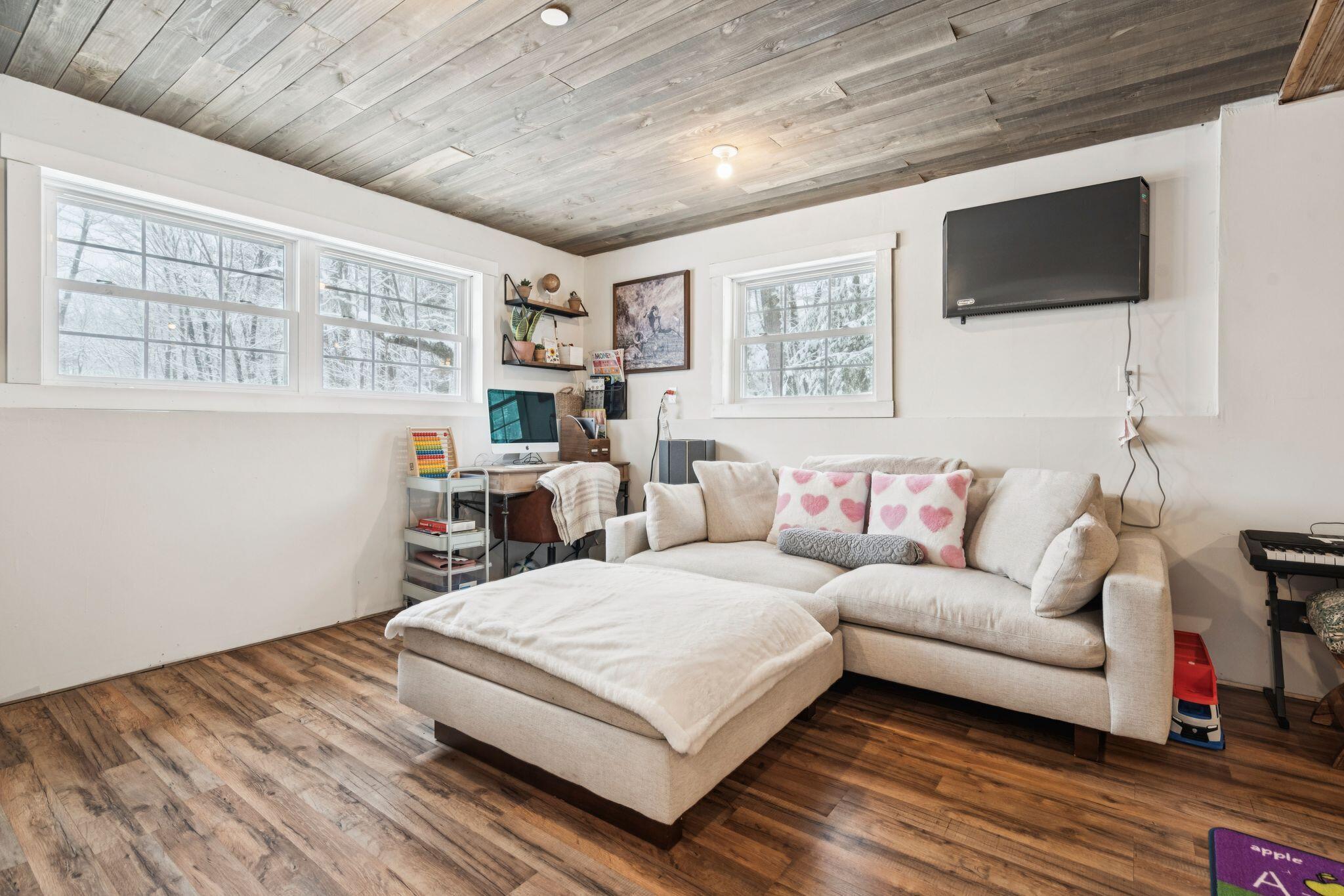 19 Havlina Lane Sanford ME 04073