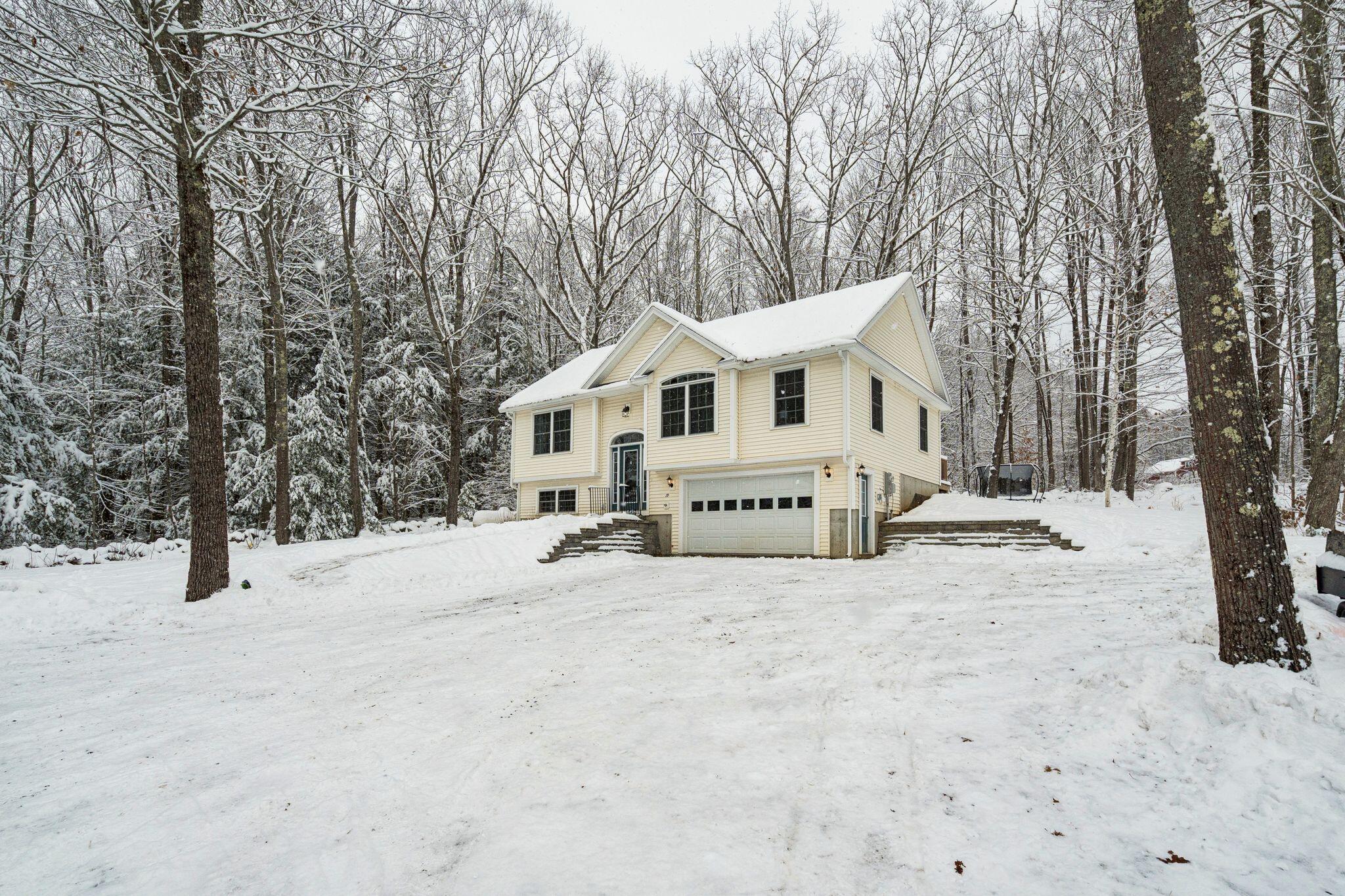 19 Havlina Lane Sanford ME 04073