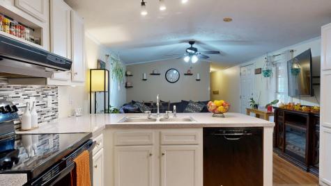 35 Star Drive Leeds ME 04263