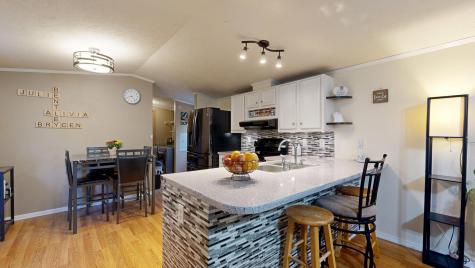 35 Star Drive Leeds ME 04263