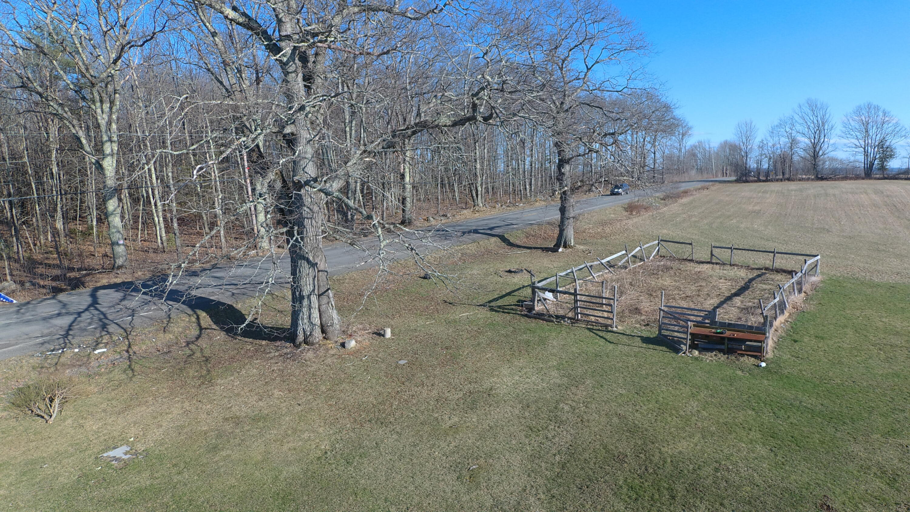 1036 Main Road Bradford ME 04410