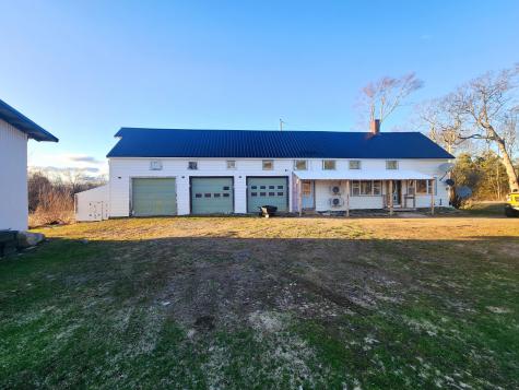 1036 Main Road Bradford ME 04410