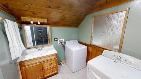 1036 Main Road Bradford ME 04410