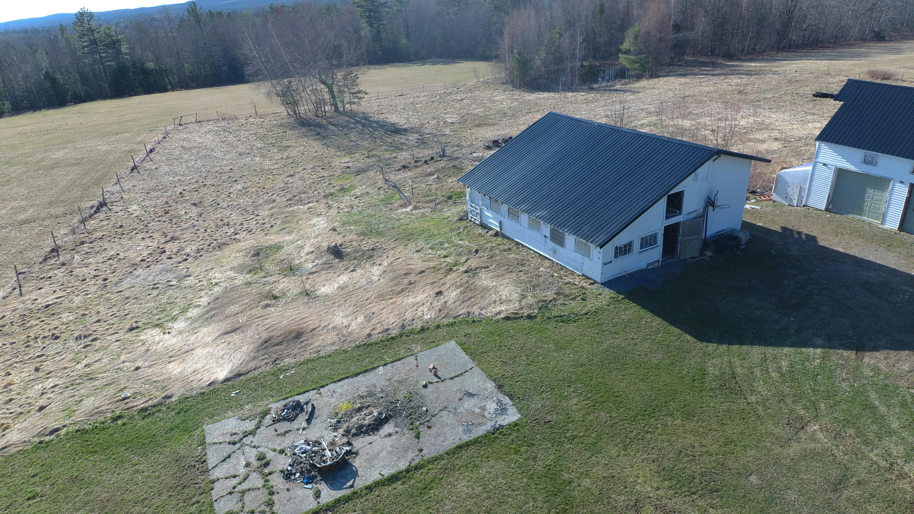 1036 Main Road Bradford ME 04410