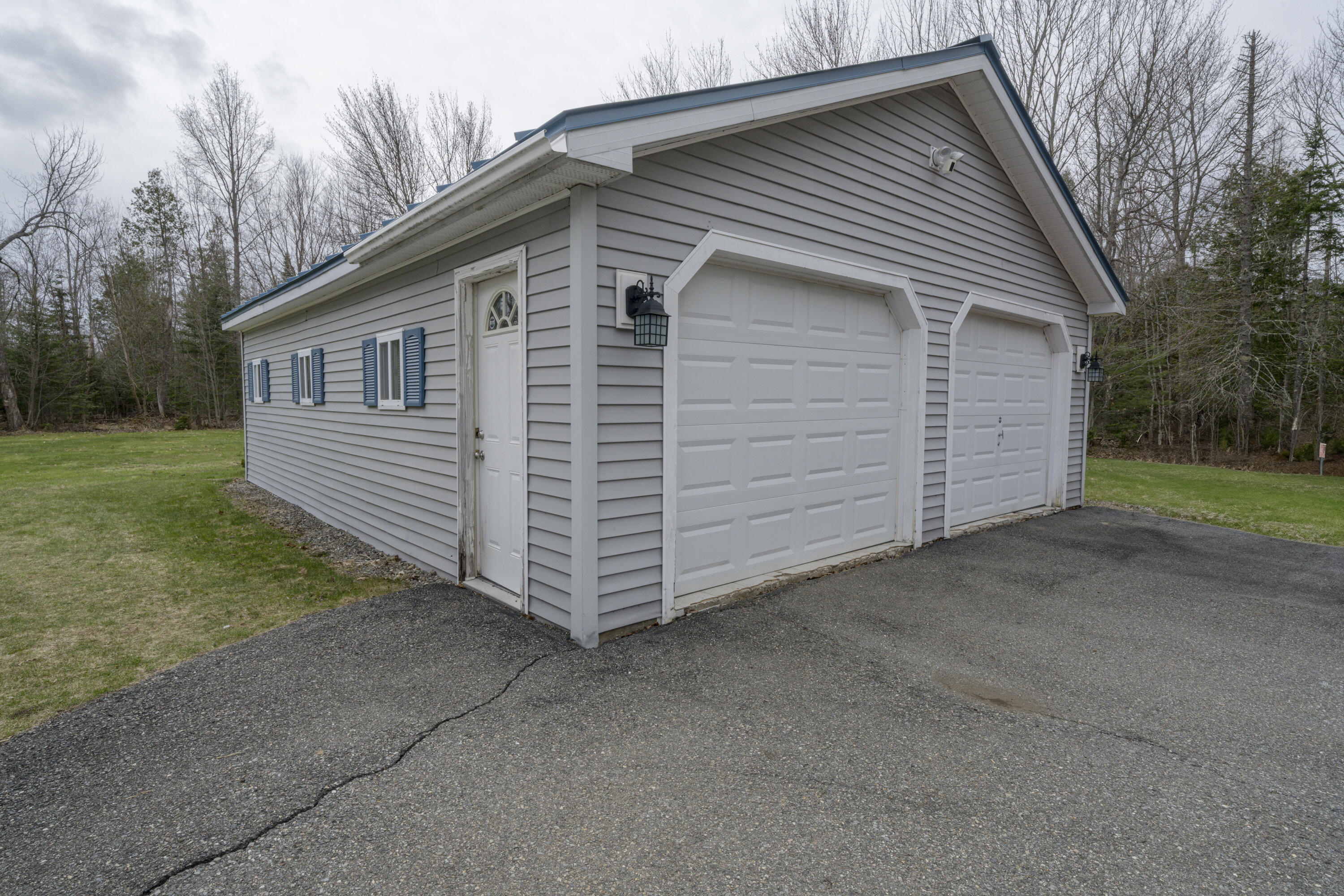 52 Cross Road Bucksport ME 04416