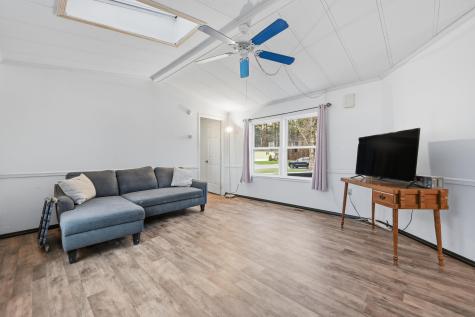 32 Sparrow Drive Augusta ME 04330