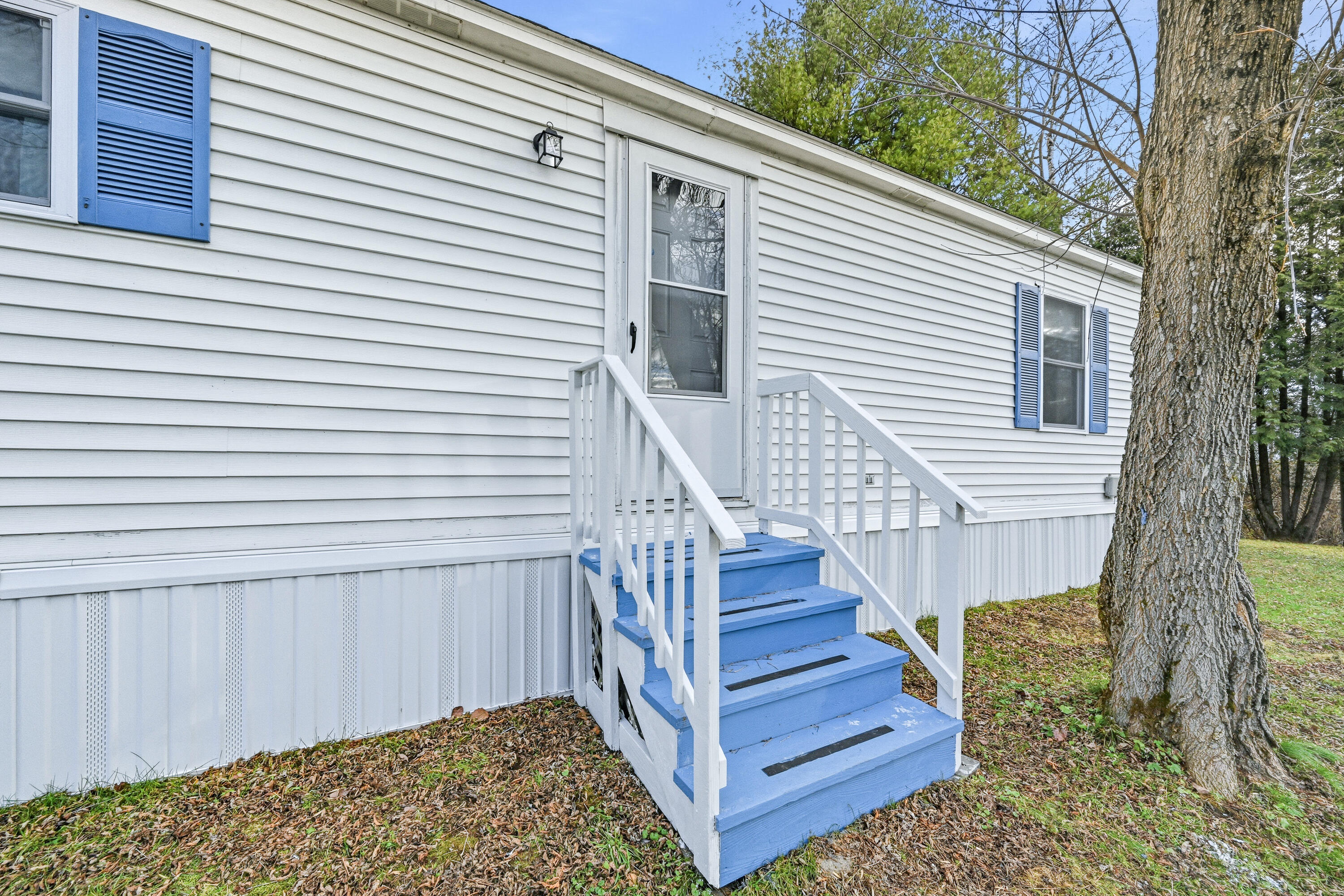 32 Sparrow Drive Augusta ME 04330