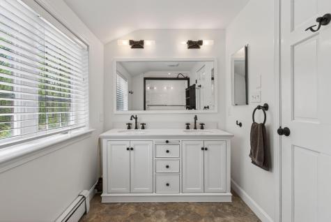 4 Commons Lane Kennebunk ME 04043