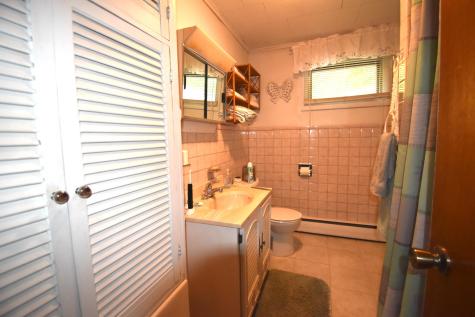 26 Athens Road Hartland ME 04943