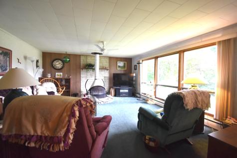 26 Athens Road Hartland ME 04943