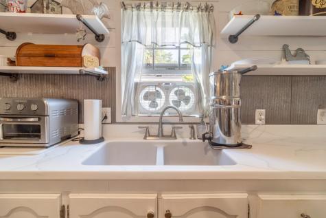 13 Sleepy Hollow Drive Holden ME 04429