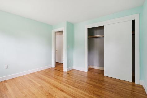 121 Spurwink Avenue Cape Elizabeth ME 04107