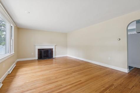 121 Spurwink Avenue Cape Elizabeth ME 04107