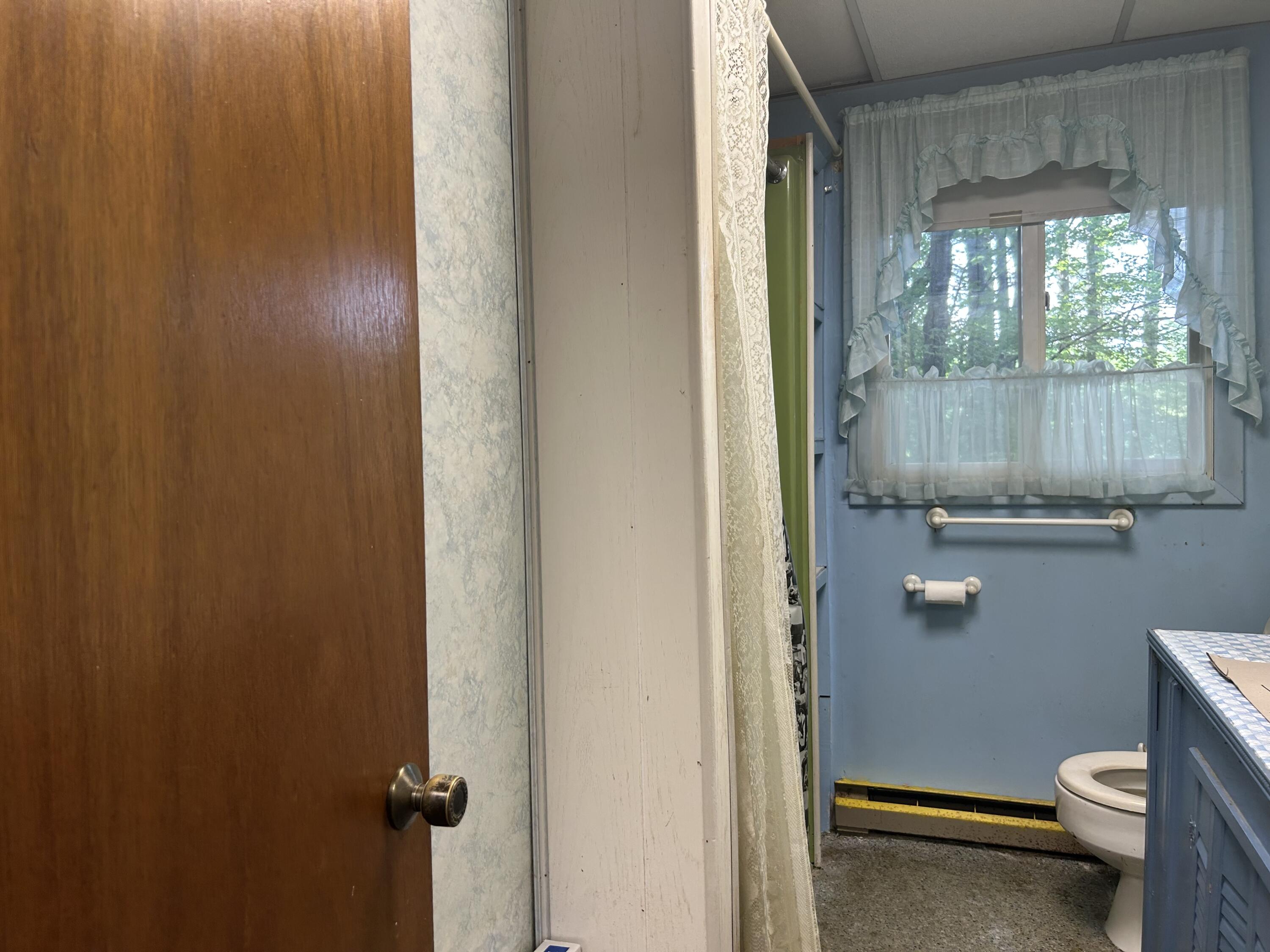 271 Pownal Road Auburn ME 04210