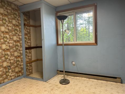 271 Pownal Road Auburn ME 04210