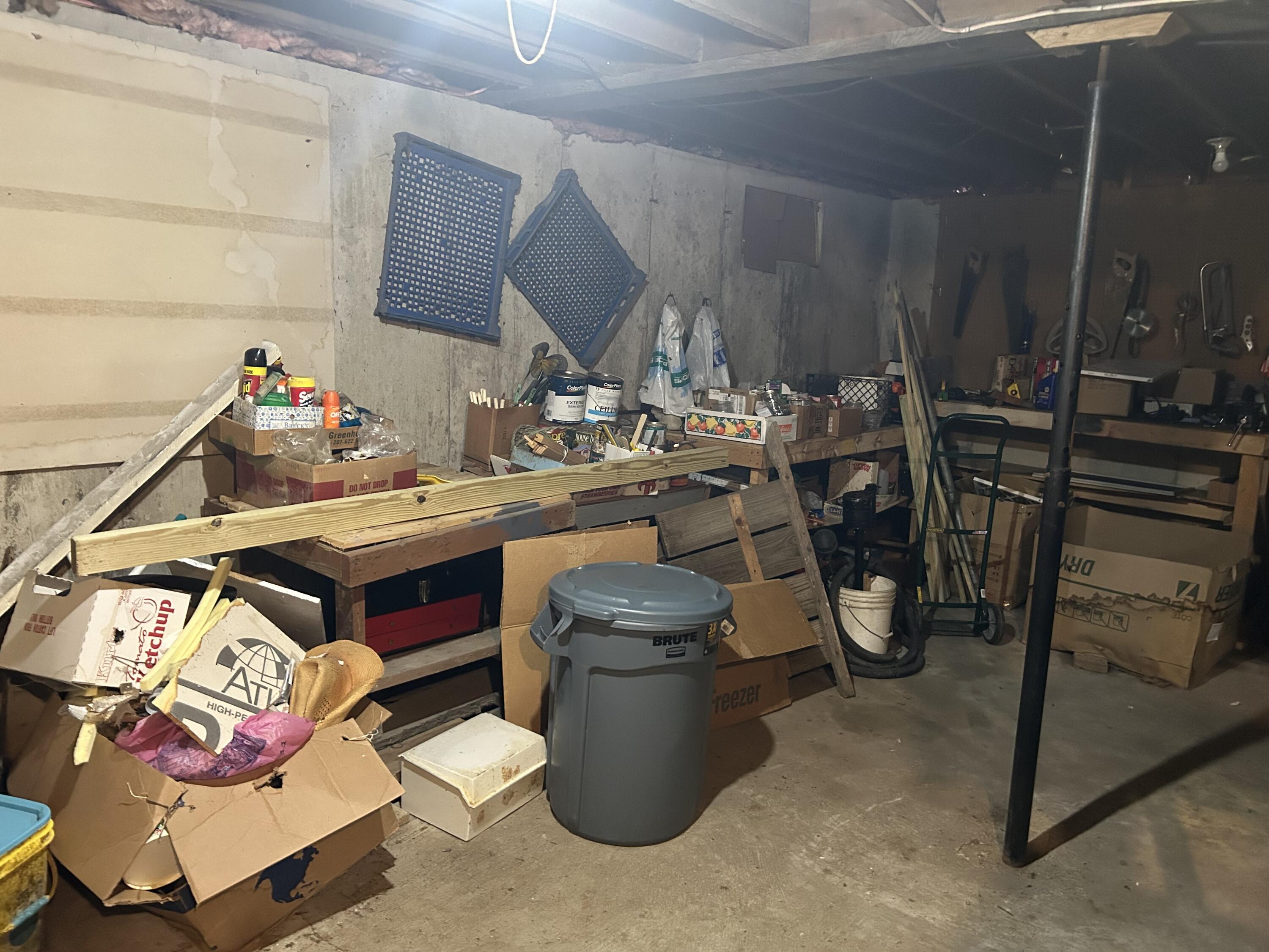 271 Pownal Road Auburn ME 04210