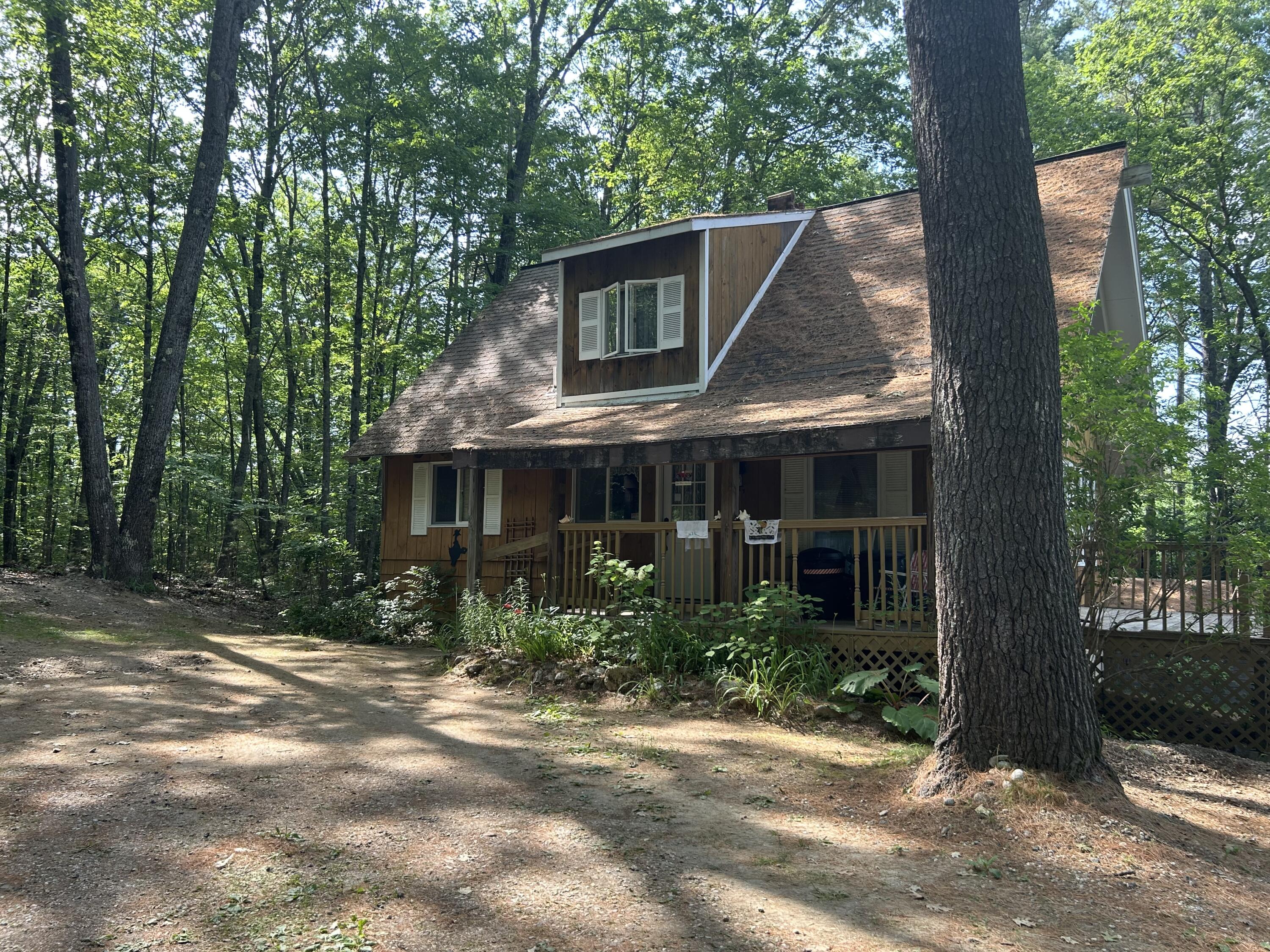 271 Pownal Road Auburn ME 04210