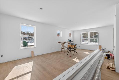 12 Feldspar Lane Cumberland ME 04021