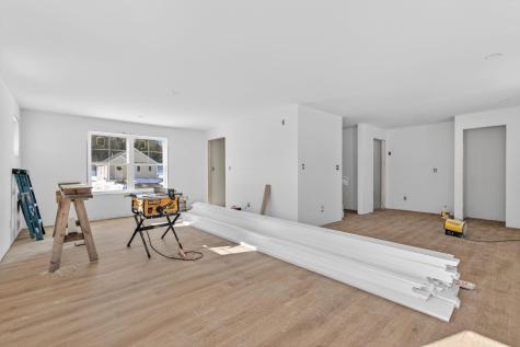 12 Feldspar Lane Cumberland ME 04021