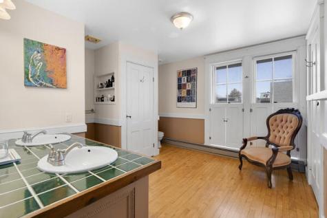 274 Front Street Richmond ME 04357