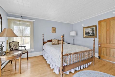 274 Front Street Richmond ME 04357