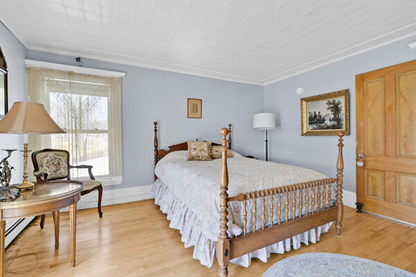 274 Front Street Richmond ME 04357