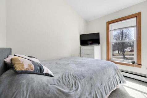 274 Front Street Richmond ME 04357