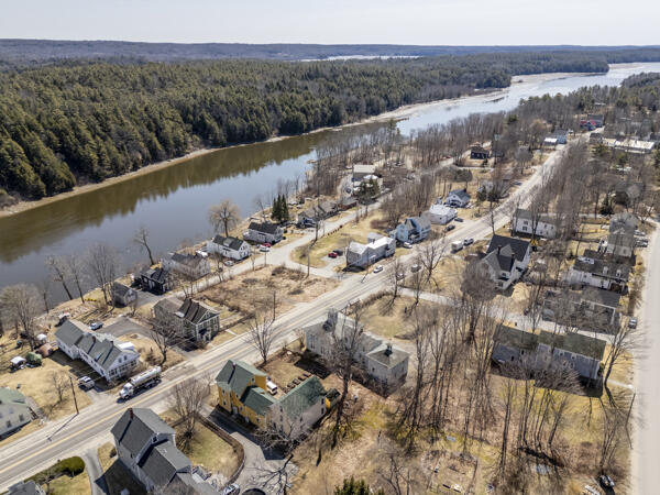 274 Front Street Richmond ME 04357